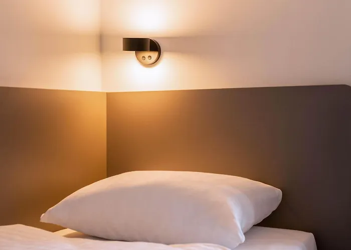 호텔 Schwerin-sued 3*